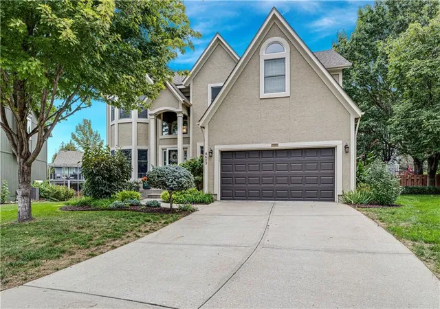 Photo 1 of Sale Pending at 8623 Haven St, Lenexa, KS 66219 | MLS# 2642237 | Listing updated on 2026-10-02