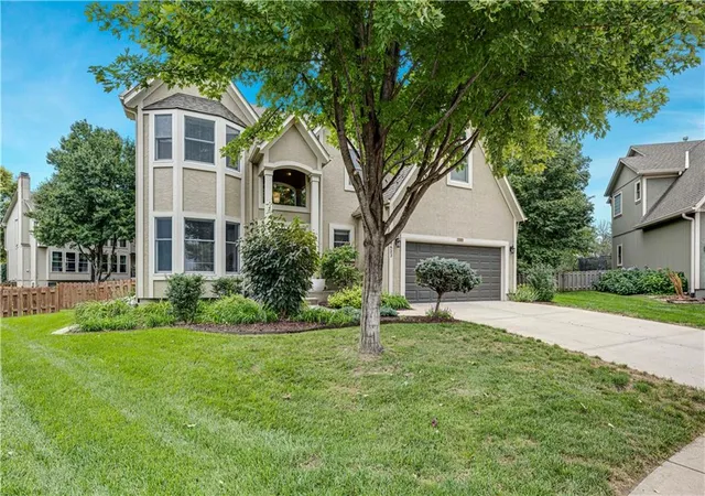 Photo 2 of Sale Pending at 8623 Haven St, Lenexa, KS 66219 | MLS# 2642237 | Listing updated on 2026-10-02