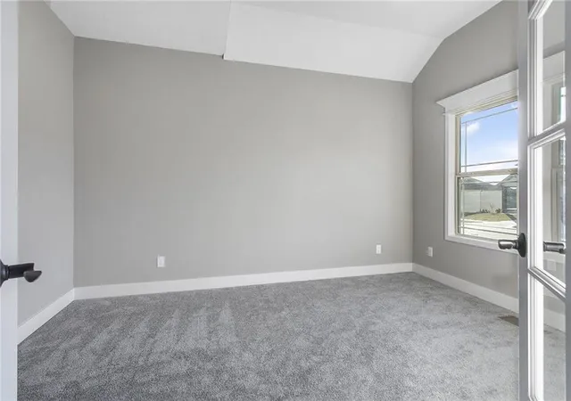 Photo 3 of Single family home for sale at 7200 Ne 112th Street, Kansas City, MO 64156 | MLS# 2642238 | Listing updated on 2026-09-16