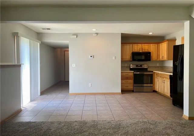 Listing Photo 5 - Condo for sale in building located at 18502 E 3rd St Ct, Independence, MO 64056