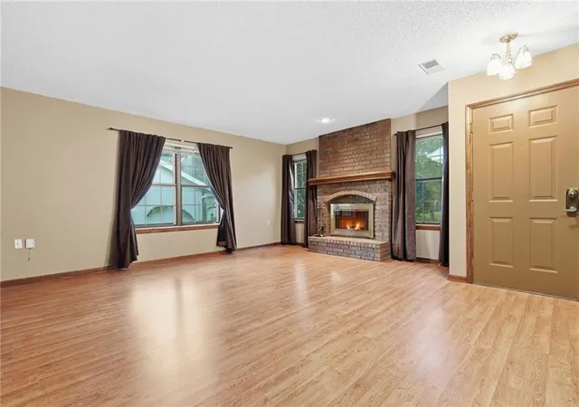 Photo 4 of Townhouse for sale at 12121 W 121st Street, Overland Park, KS 66213 | MLS# 2642248 | Listing updated on 2026-10-09