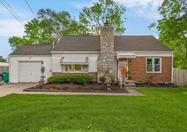 Single family home for sale at 1205 N 90th Street, Kansas City, KS 66112 | MLS# 2642256