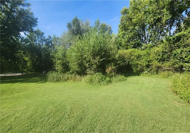 Photo 1 of Land for sale at Nw 76th Street, Kansas City, MO 64152 | MLS# 2642257 | Listing updated on 2026-10-08