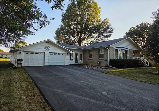 Photo 1 of Single family home for sale at 26427 W 321st Terrace, Paola, KS 66071 | MLS# 2642258 | Listing updated on 2026-09-21