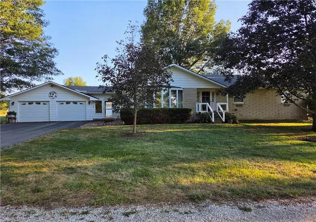 Photo 2 of Single family home for sale at 26427 W 321st Terrace, Paola, KS 66071 | MLS# 2642258 | Listing updated on 2026-09-21