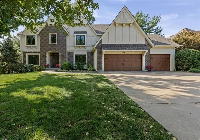 Photo 1 of Single family home for sale at 6505 W 132nd Terrace, Overland Park, KS 66209 | MLS# 2642259 | Listing updated on 2026-09-17