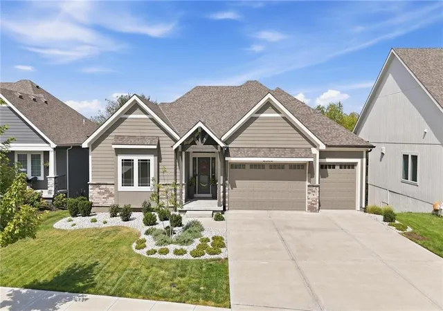 Photo 2 of Single family home for sale at 11442 S Montclaire Dr, Olathe, KS 66061 | MLS# 2642272 | Listing updated on 2026-09-30