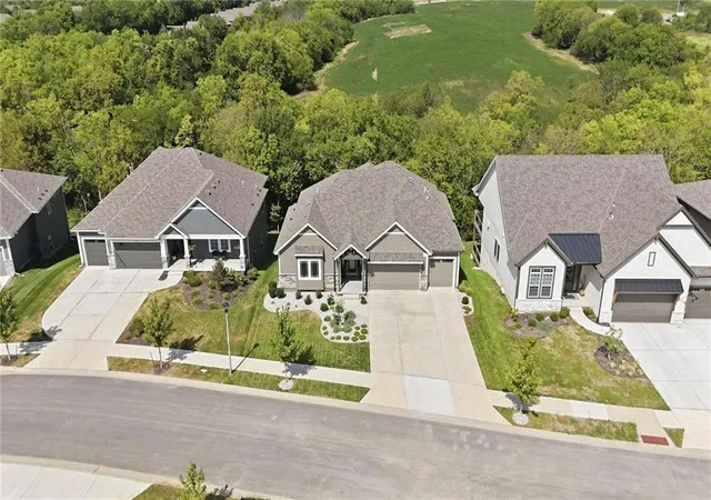 Photo 3 of Single family home for sale at 11442 S Montclaire Dr, Olathe, KS 66061 | MLS# 2642272 | Listing updated on 2026-09-30