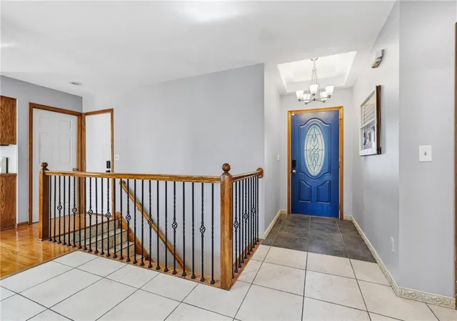 Photo 3 of Single family home for sale at 1505 Ne 102nd Street, Kansas City, MO 64155 | MLS# 2642273 | Listing updated on 2026-10-08