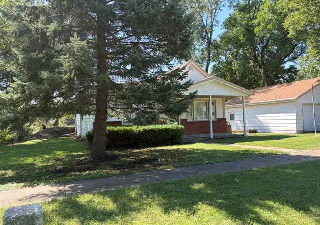 Photo 2 of Sale Pending at 103 E 4th Street, Muscotah, KS 66058 | MLS# 2642277 | Listing updated on 2026-09-22