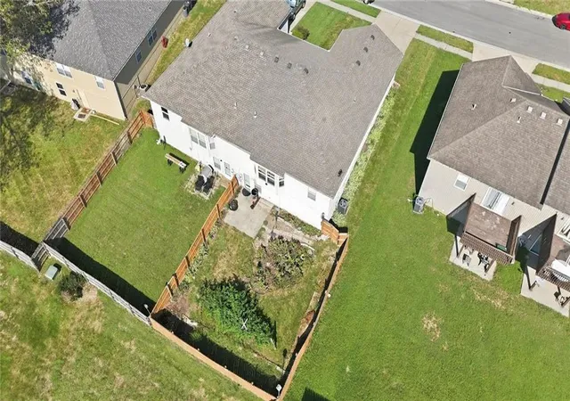 Photo 2 of Multi family home for sale at 1203 Nw Scenic Dr, Grain Valley, MO 64029 | MLS# 2642278 | Listing updated on 2026-09-26