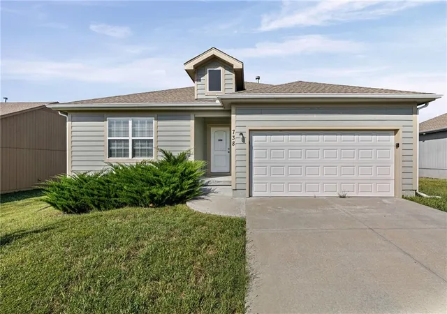 Photo 1 of Single family home for sale at 738 S Cypress St, Gardner, KS 66030 | MLS# 2642279 | Listing updated on 2026-09-17
