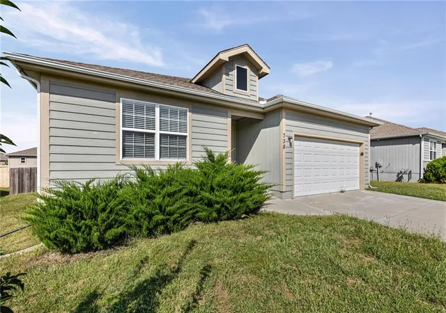 Photo 2 of Single family home for sale at 738 S Cypress St, Gardner, KS 66030 | MLS# 2642279 | Listing updated on 2026-09-17