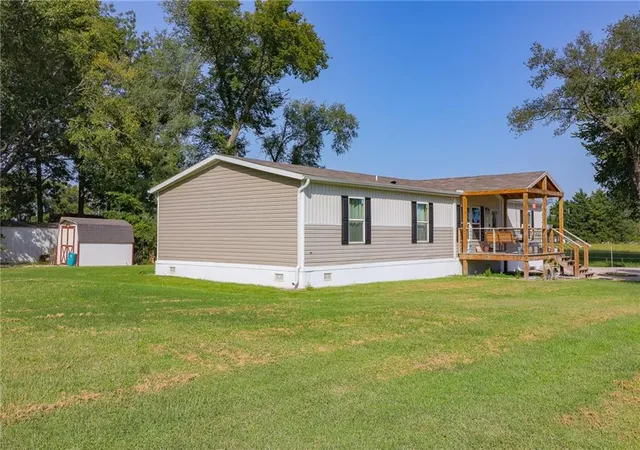 Single family home for sale at 213 S Walnut St, Centerview, MO 64019 | MLS# 2642283