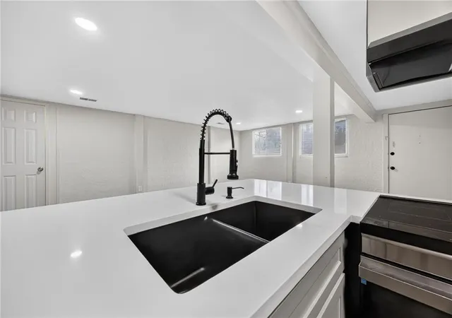 Photo 3 of Condo for sale at 474 W 104th Street #E, Kansas City, MO 64114 | MLS# 2642286 | Listing updated on 2026-09-16