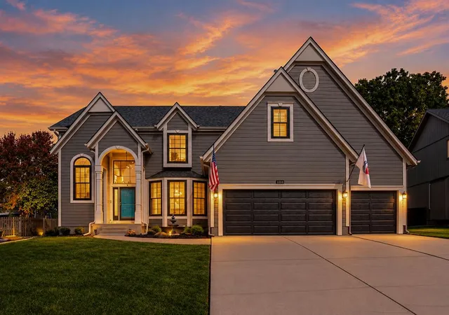 Photo 1 of Single family home for sale at 8408 W 129th Terrace, Overland Park, KS 66213 | MLS# 2642287 | Listing updated on 2026-10-23