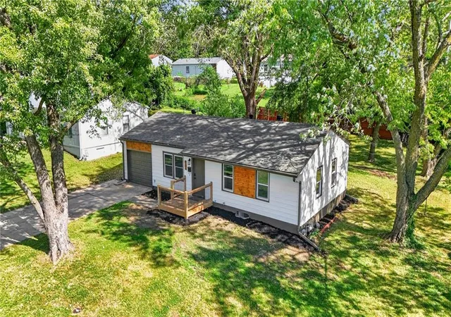 Photo 3 of Single family home for sale at 6303 E 153rd Street, Grandview, MO 64030 | MLS# 2642293 | Listing updated on 2026-09-16