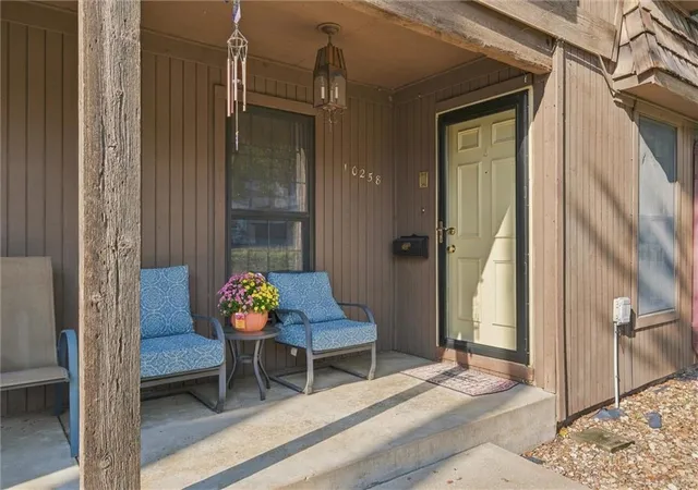 Photo 1 of Townhouse for sale at 10258 Cedarbrooke Ln, Kansas City, MO 64131 | MLS# 2642308 | Listing updated on 2026-10-08
