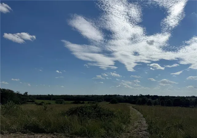 Photo 3 of Sale Pending at 8 Ne Acres M/l 82nd St, Topeka, KS 66617 | MLS# 2642312 | Listing updated on 2026-09-18