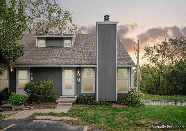 Photo 4 of Townhouse for sale at 5733 N London Ave, Kansas City, MO 64151 | MLS# 2642321 | Listing updated on 2026-10-06