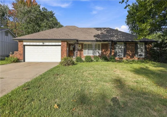 Photo 1 of Single family home for sale at 5106 Osage Ave, Kansas City, MO 64133 | MLS# 2642324 | Listing updated on 2026-10-17