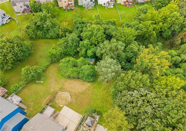 Photo 41 of Sale Pending at 929 NW 63rd Street, Kansas City, MO 64118 | MLS# 2642331 | Listing updated on 2026-10-18