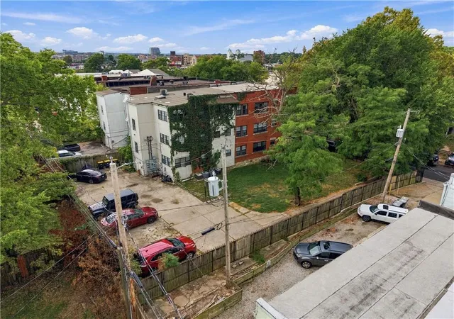 Photo 14 of Multi family home for sale at 3813 Central St, Kansas City, MO 64111 | MLS# 2642332 | Listing updated on 2026-09-17