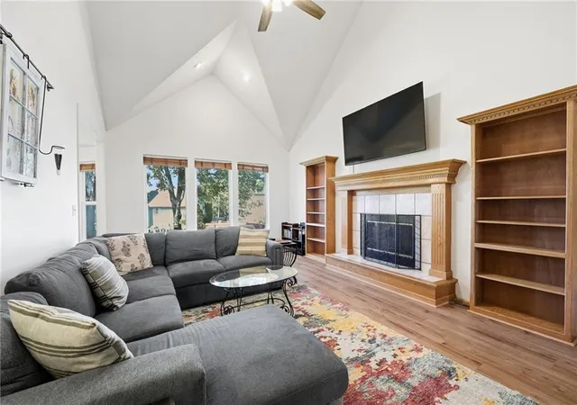 Photo 3 of Single family home for sale at 3920 Sw Brian Ln, Lees Summit, MO 64082 | MLS# 2642343 | Listing updated on 2026-10-09