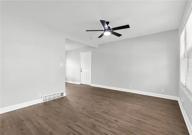 Photo 3 of Single family home for sale at 702 Mulberry St, Belton, MO 64012 | MLS# 2642346 | Listing updated on 2026-09-30