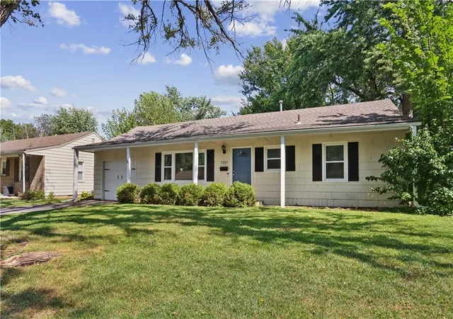 Photo 2 of Single family home for sale at 7217 Dearborn St, Overland Park, KS 66204 | MLS# 2642348 | Listing updated on 2026-10-18