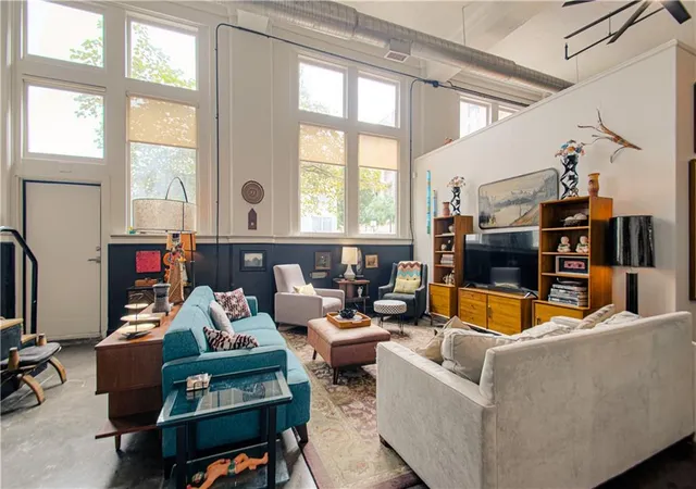 Photo 4 of Condo for sale at 523 Grand Blvd #1D, Kansas City, MO 64106 | MLS# 2642352 | Listing updated on 2026-10-06