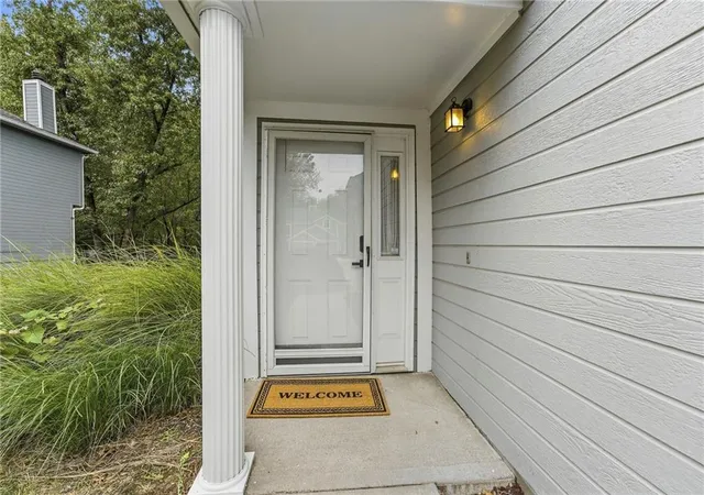 Photo 3 of Single family home for sale at 6030 NE Moonstone Dr, Lees Summit, MO 64064 | MLS# 2642358 | Listing updated on 2026-10-08