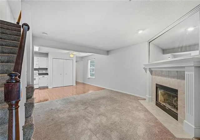 Photo 4 of Single family home for sale at 6030 NE Moonstone Dr, Lees Summit, MO 64064 | MLS# 2642358 | Listing updated on 2026-10-08