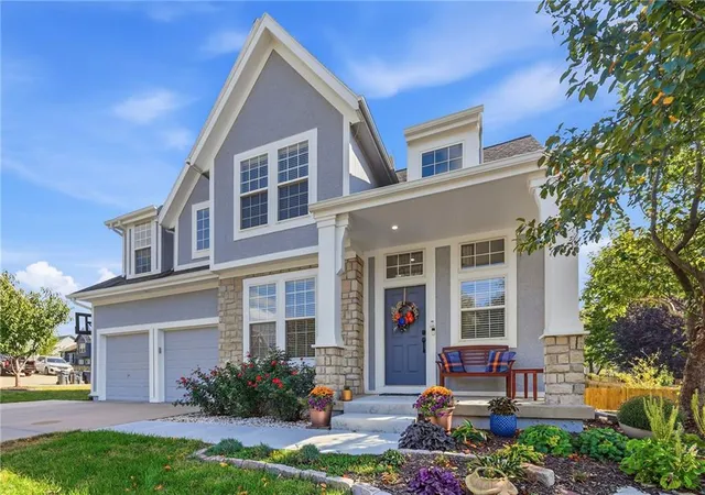 Photo 1 of Sale Pending at 2325 W Piatt Ln, Olathe, KS 66061 | MLS# 2642359 | Listing updated on 2026-10-17