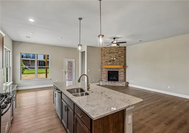 Photo 4 of Single family home for sale at 6745 Arapahoe Dr, Shawnee, KS 66226 | MLS# 2642367 | Listing updated on 2026-09-16