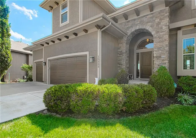 Photo 2 of Single family home for sale at 15553 W 163rd Terrace, Olathe, KS 66062 | MLS# 2642374 | Listing updated on 2026-10-15