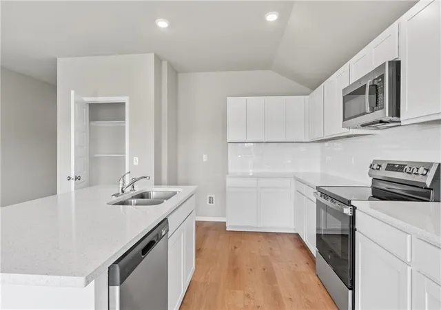 Photo 2 of Single family home for sale at 20330 West 195th St, Spring Hill, KS 66083 | MLS# 2642379 | Listing updated on 2026-09-16
