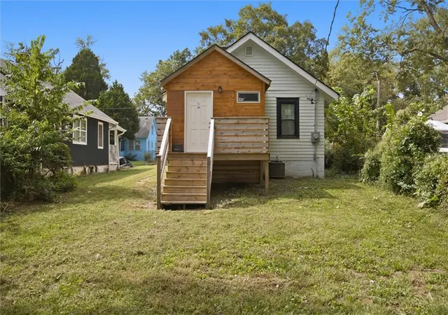 Photo 2 of Single family home for sale at 6825 S Benton Ave, Kansas City, MO 64132 | MLS# 2642384 | Listing updated on 2026-09-28