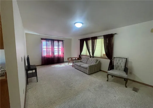 Photo 4 of Single family home for sale at 321 2nd Street, Chetopa, KS 67336 | MLS# 2642397 | Listing updated on 2026-09-17