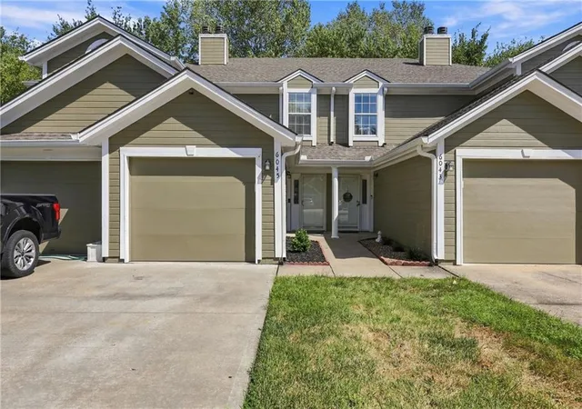 Photo 1 of Condo for sale at 6045 Ne Moonstone Dr, Lees Summit, MO 64064 | MLS# 2642398 | Listing updated on 2026-09-21