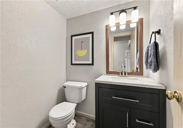 Photo 3 of Condo for sale at 6045 NE Moonstone Dr, Lees Summit, MO 64064 | MLS# 2642398 | Listing updated on 2026-09-21