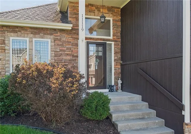 Photo 2 of Single family home for sale at 11119 N Madison Ave, Kansas City, MO 64155 | MLS# 2642407 | Listing updated on 2026-10-08