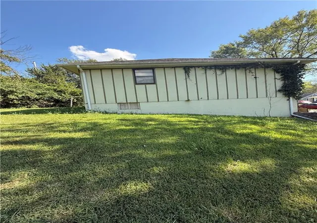 Photo 2 of Single family home for sale at Southern Hills Dr, Kansas City, MO 64137 | MLS# 2642408 | Listing updated on 2026-09-16
