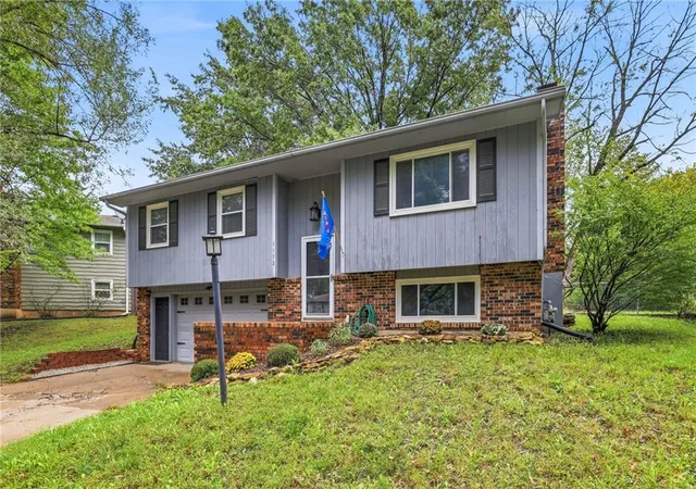 Photo 2 of Single family home for sale at 1112 Randall Rd, Lawrence, KS 66049 | MLS# 2642412 | Listing updated on 2026-10-03