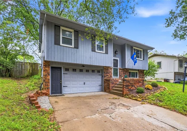 Photo 3 of Single family home for sale at 1112 Randall Rd, Lawrence, KS 66049 | MLS# 2642412 | Listing updated on 2026-10-03