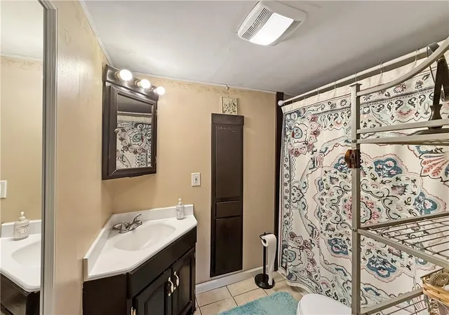 Photo 10 of Single family home for sale at 619 W 26th Street, Higginsville, MO 64037 | MLS# 2642414 | Listing updated on 2026-10-04