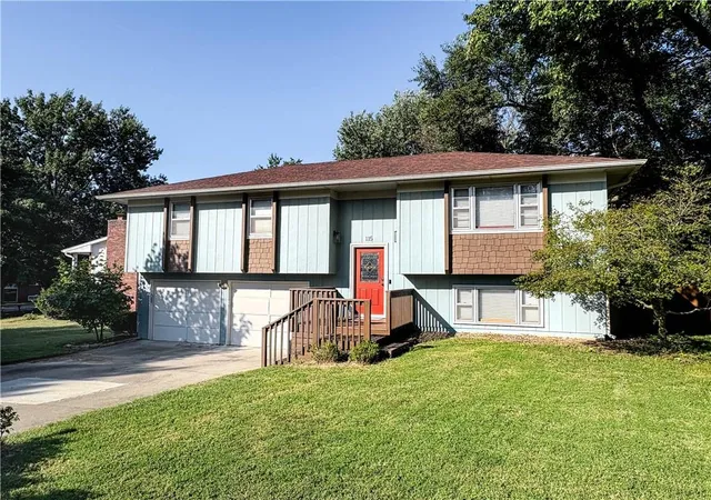 Photo 1 of Single family home for sale at 115 Fairview Ave, Warrensburg, MO 64093 | MLS# 2642417 | Listing updated on 2026-09-17