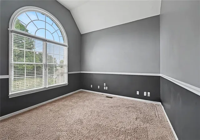 Photo 4 of Single family home for sale at 2621 SW 10th Street, Lees Summit, MO 64081 | MLS# 2642419 | Listing updated on 2026-10-06