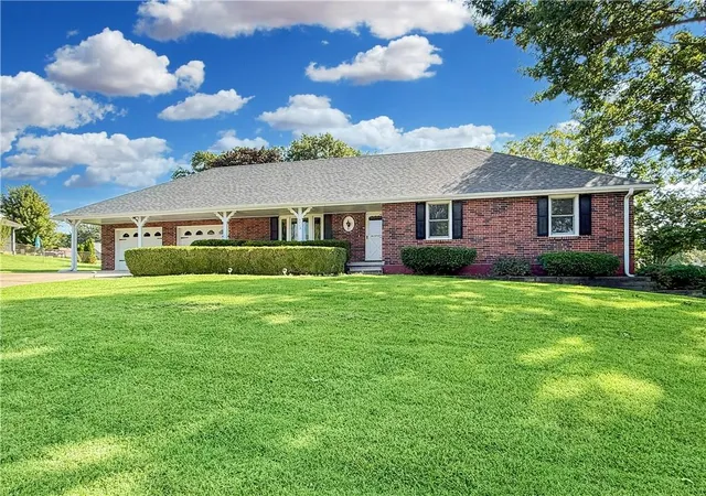 Photo 17 of Sale Pending at 1113 Elm St, Higginsville, MO 64037 | MLS# 2642421 | Listing updated on 2026-09-24