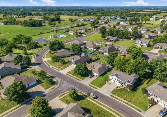 Photo 43 of Single family home for sale at 981 Owl Crk Pkwy, Odessa, MO 64076 | MLS# 2642427 | Listing updated on 2026-10-05